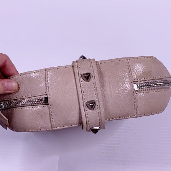 Botkier Trigger Saddle Crossbody Leather Bag Blush Pink Beige Stud 37730470 - Picture 4 of 11